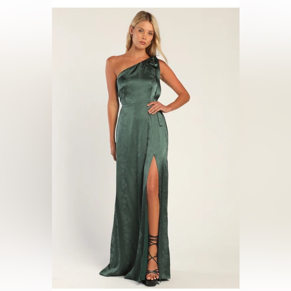 Elegant Green Women's Dress